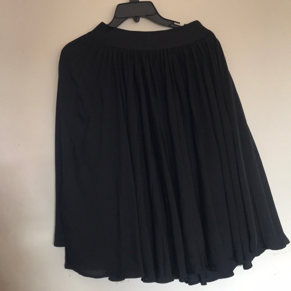 Black skirt